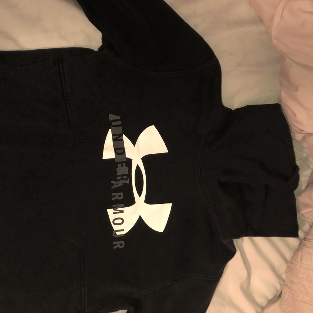 Under Armour Small black hoodie